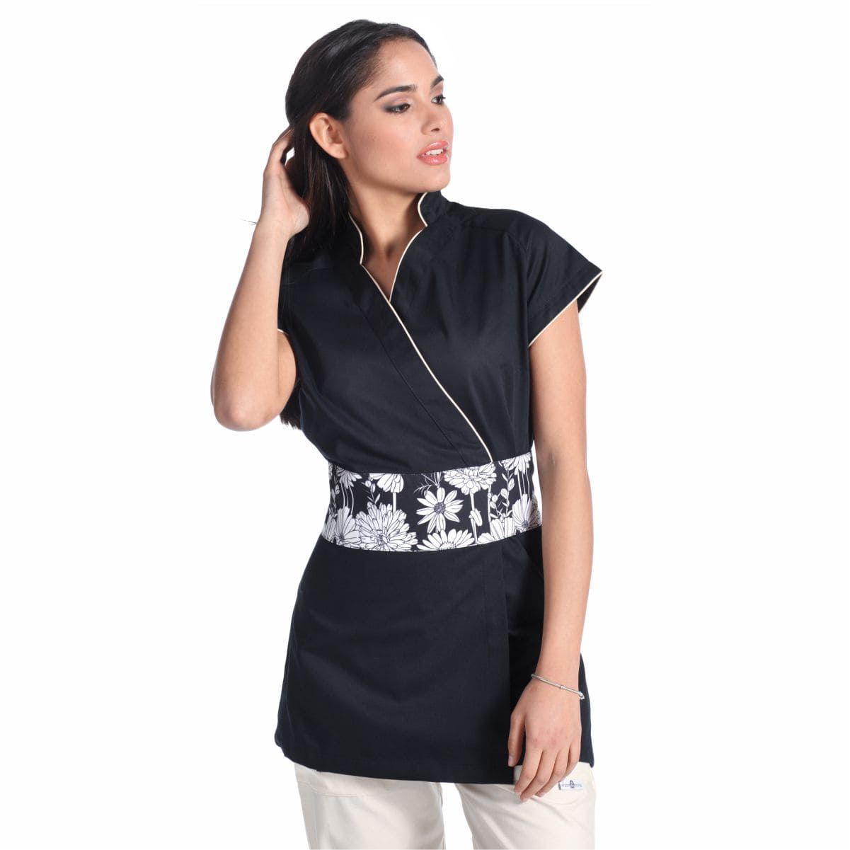 jasmine-nero-kimono-estetica-abiti-da-lavoro-offerta.jpg